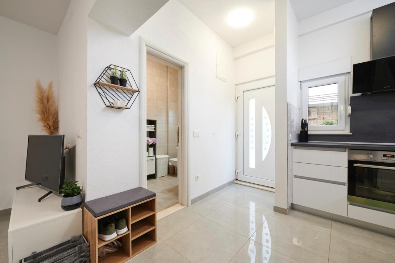 Apartment Josip Ciovo Trogir Exteriör bild