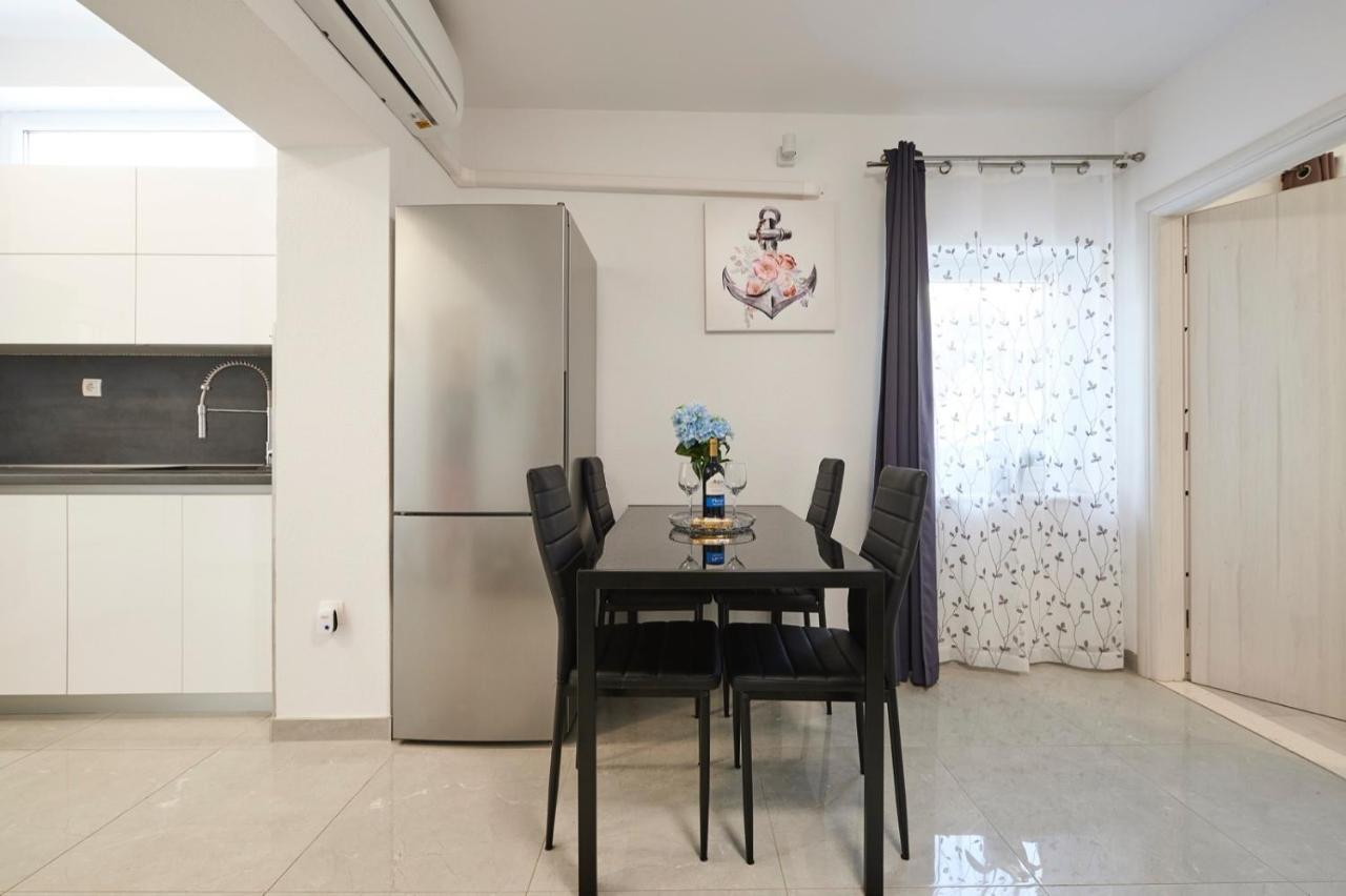 Apartment Josip Ciovo Trogir Exteriör bild
